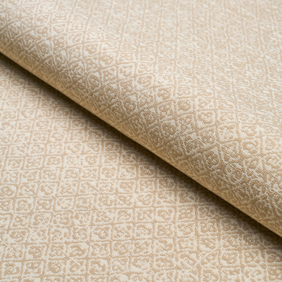 SARONG WEAVE INDOOR/OUTDOOR WHITE SAND