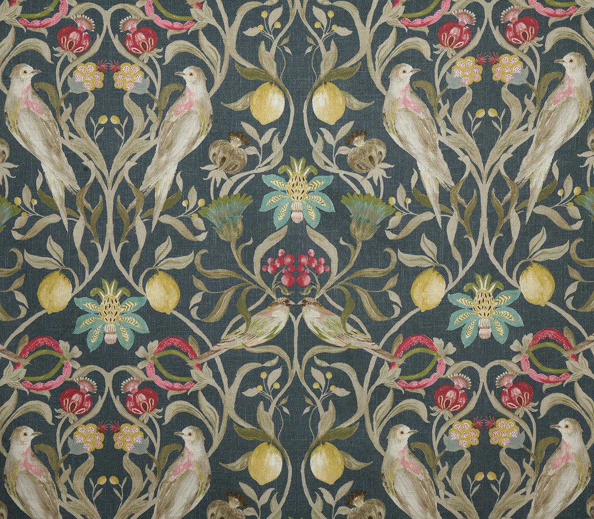 新品タグ付VINTAGEJACQUARDFLOWER PATTERN Pindler P6433 HERITAGE NAVY Fabric | Atlanta Fabrics