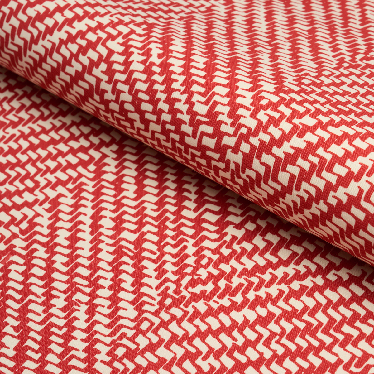 Schumacher CHEVRON D'ETE INDOOR/OUTDOOR CORAL Fabric | Atlanta Fabrics