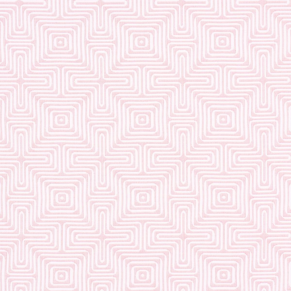 AMAZING MAZE INDOOR/OUTDOOR BLUSH