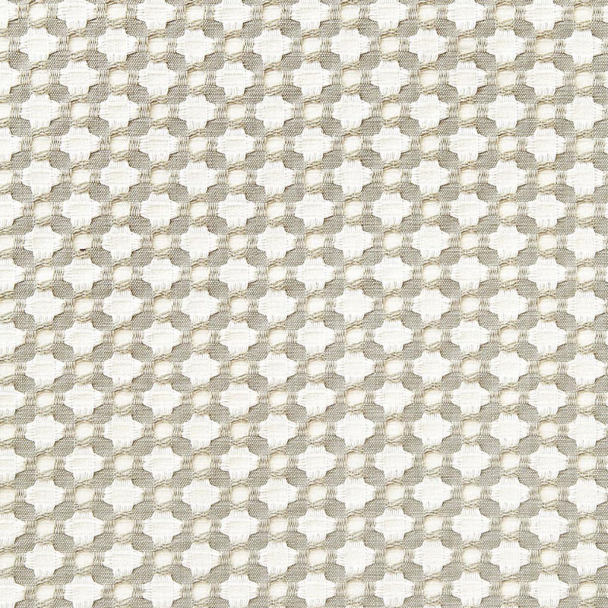 Betwixt Stone/white