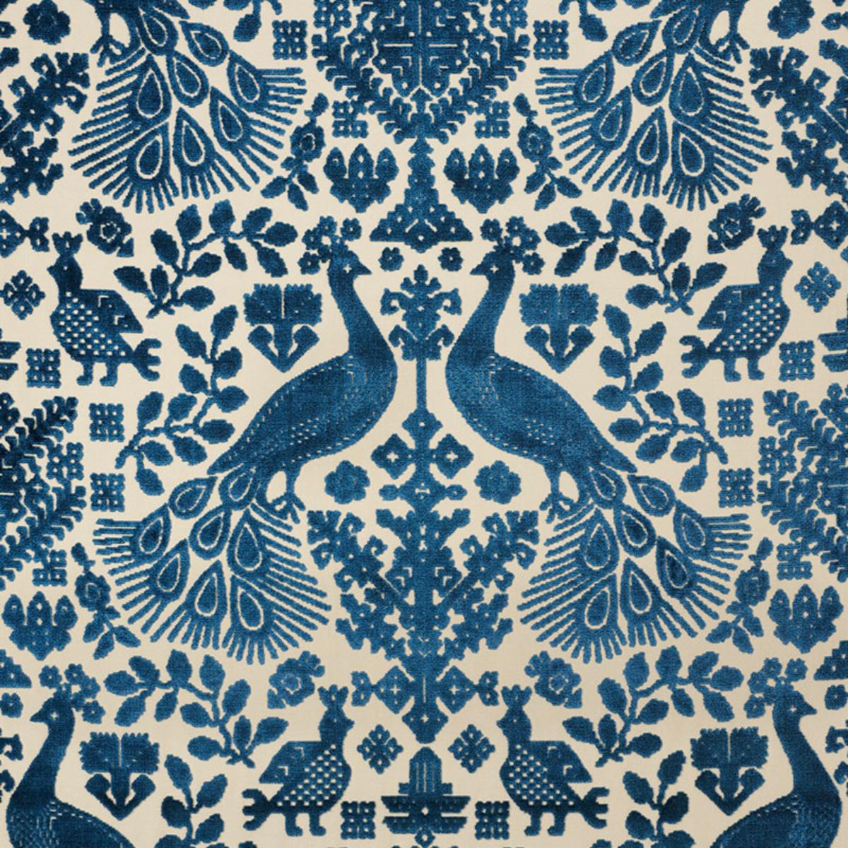 PAVONE VELVET PEACOCK