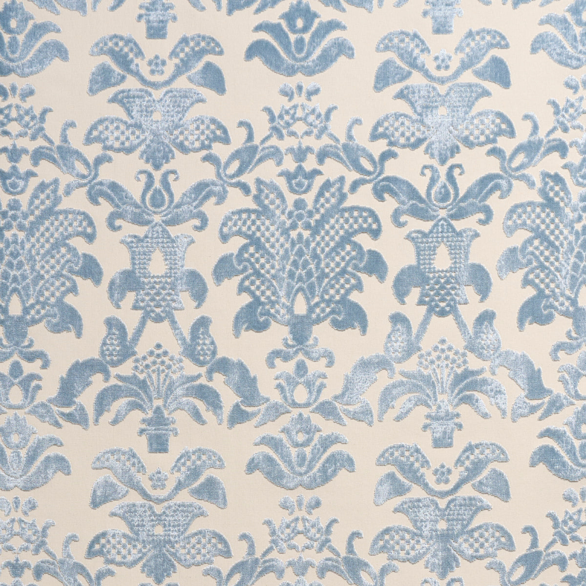 LIMBOURG DAMASK VELVET SKY