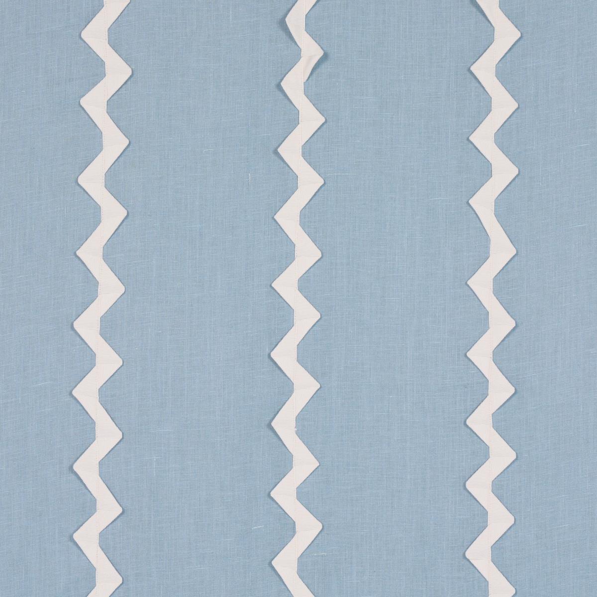 LAZARE APPLIQUÌä IVORY ON CHAMBRAY