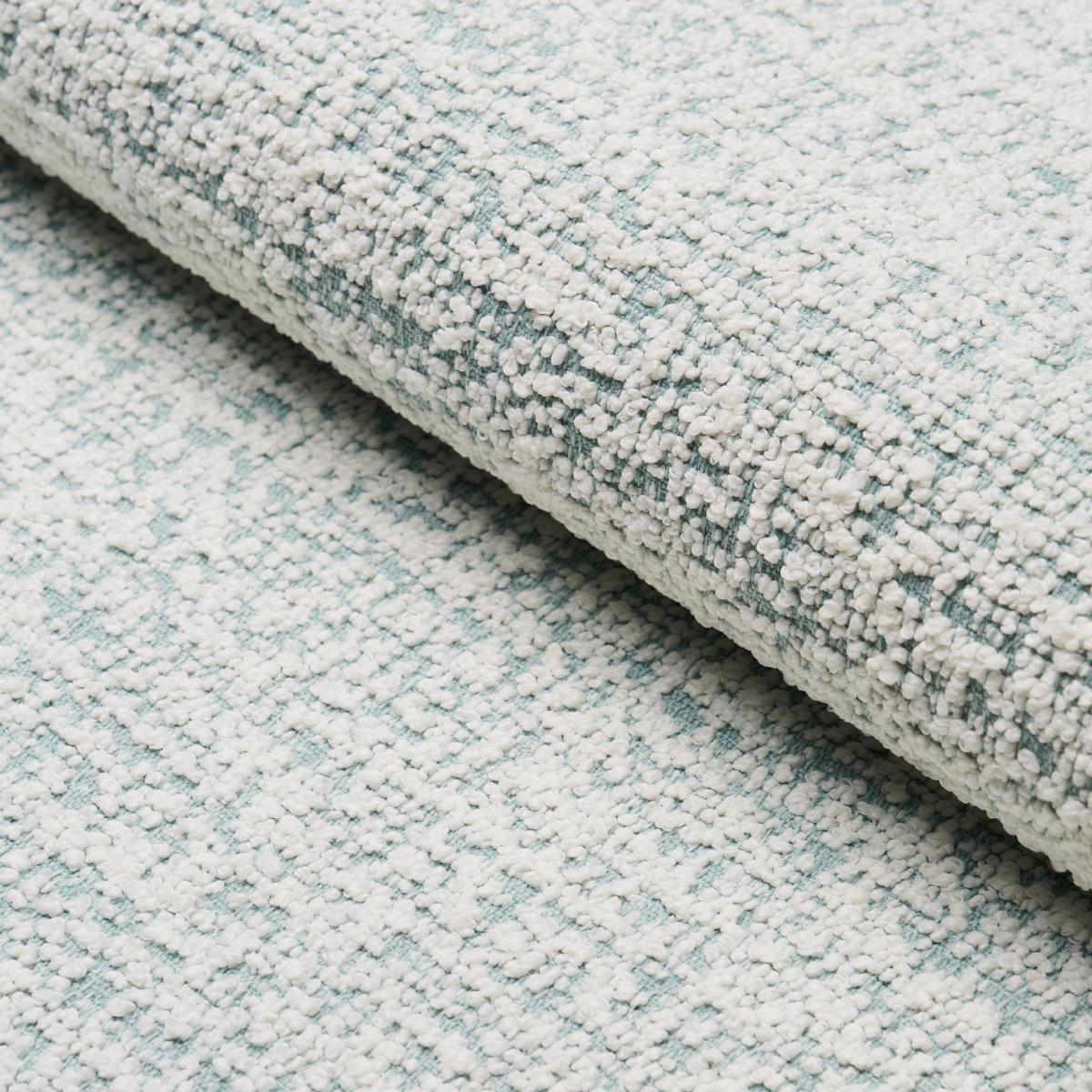 ZUZU INDOOR/OUTDOOR WHITE ON SKY