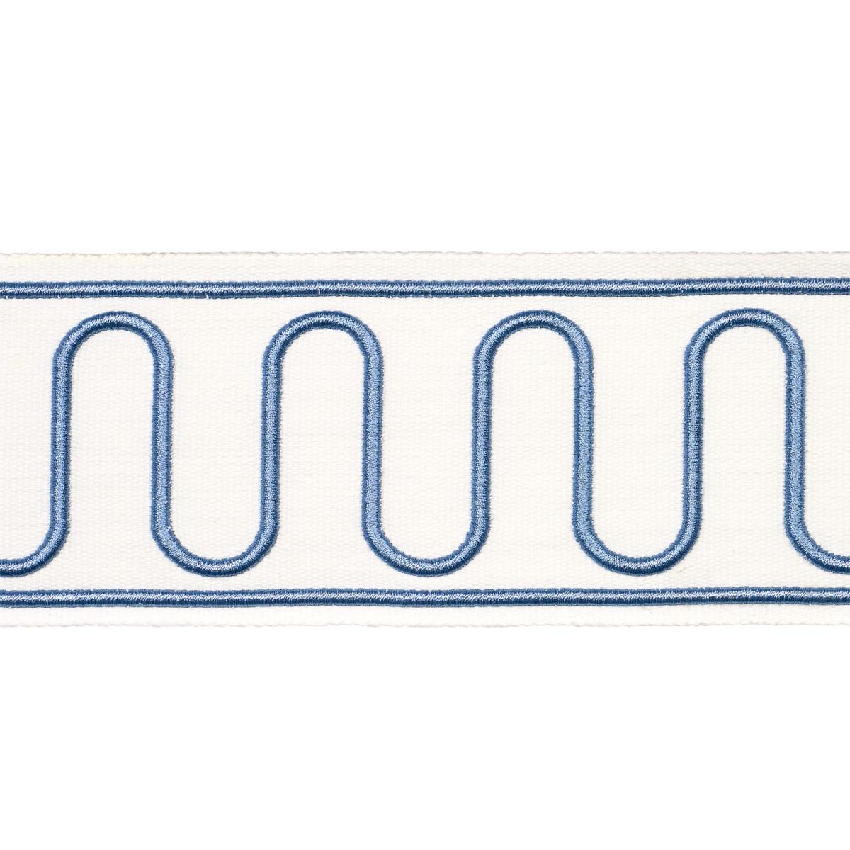 ROYERE SCROLL PORCELAIN