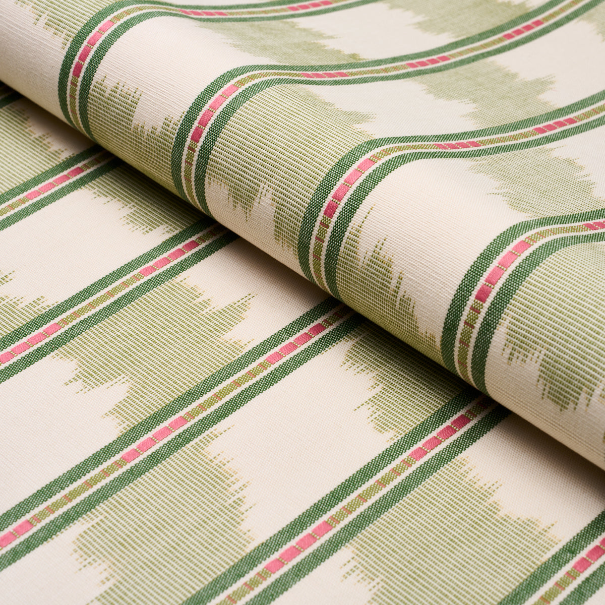 FAYE IKAT LEAF