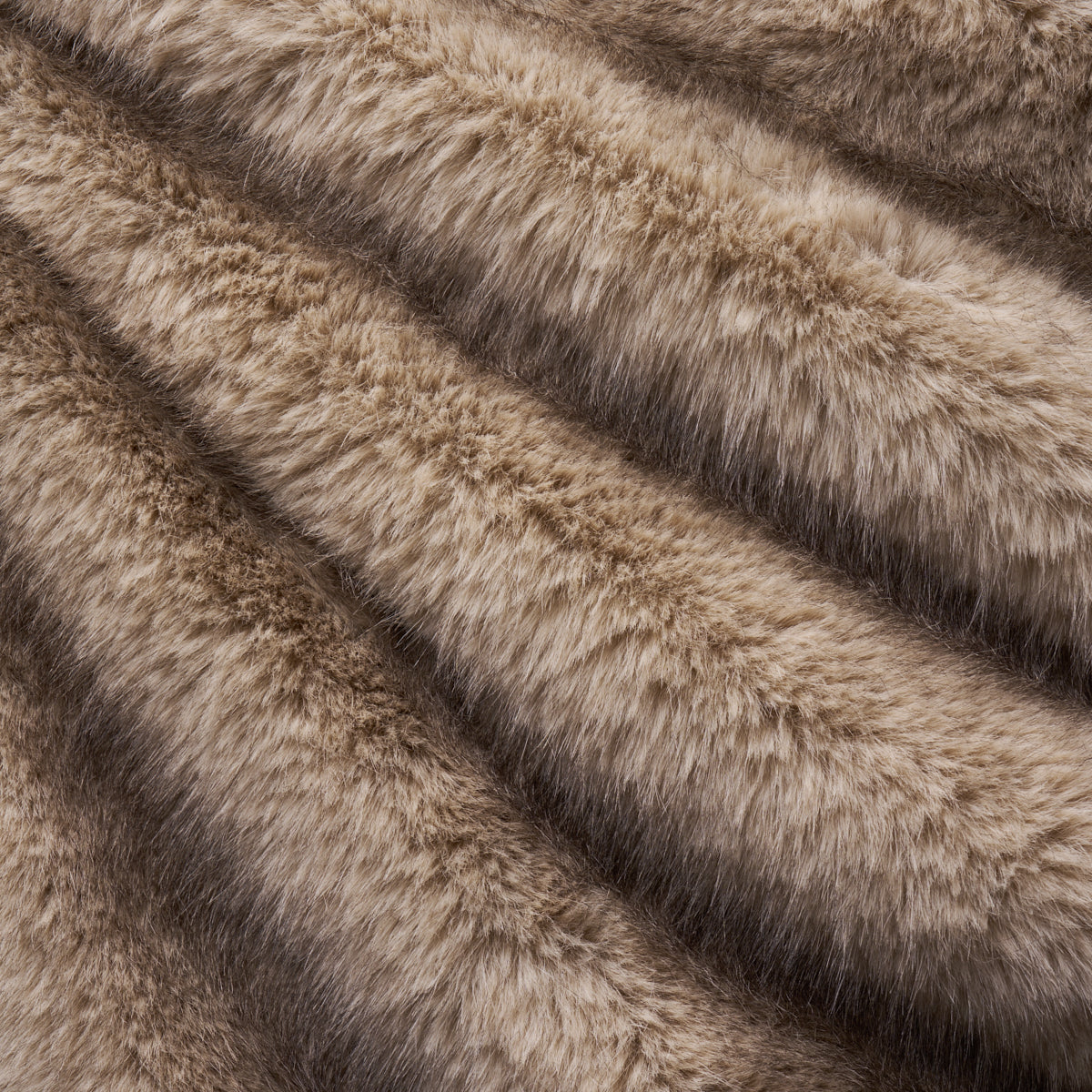 VALAIS FAUX FUR BUFF