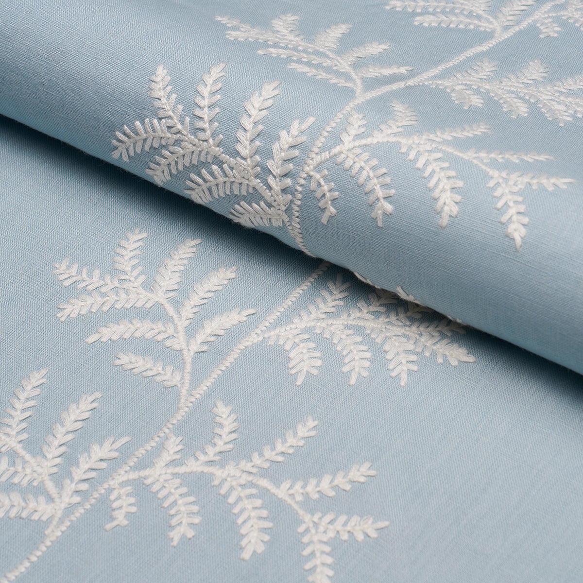 ELOISE EMBROIDERY SKY