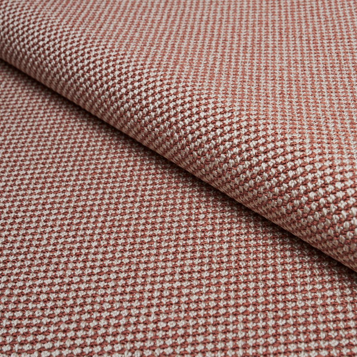RAYE PERFORMANCE TERRACOTTA