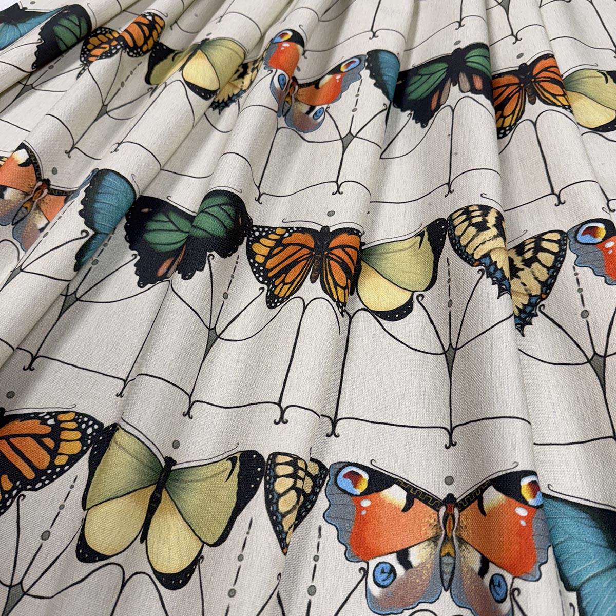 MagFabrics FLUTTER CHROMATIC  | Atlanta Fabrics