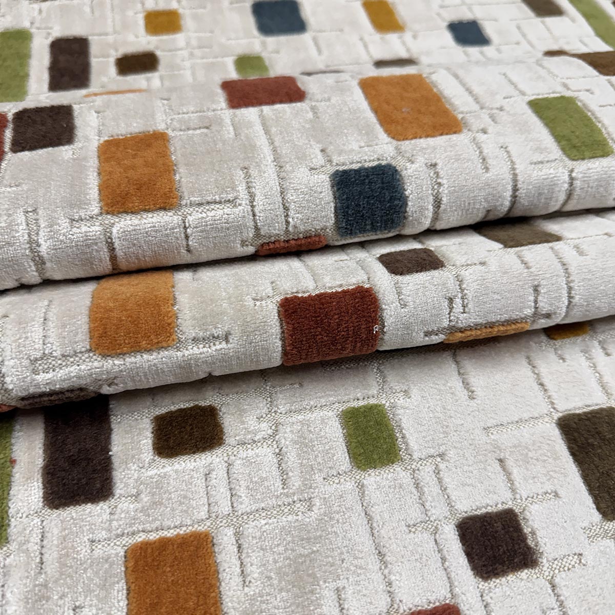 MagFabrics HAWK BROWNSTONE  | Atlanta Fabrics