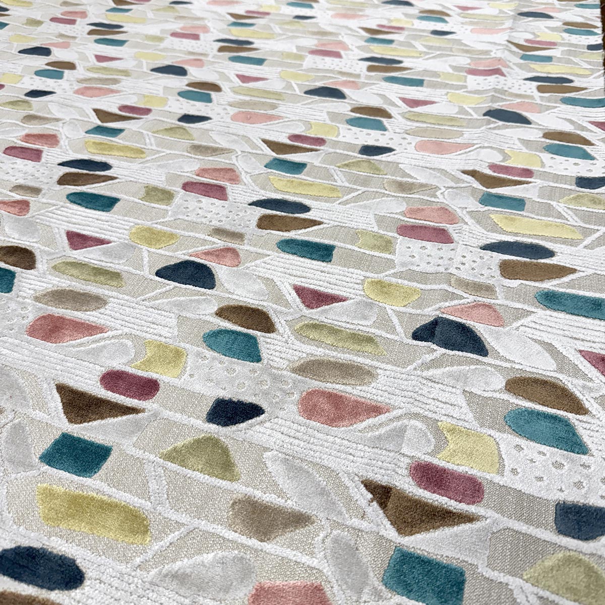 JOLIET CONFETTI