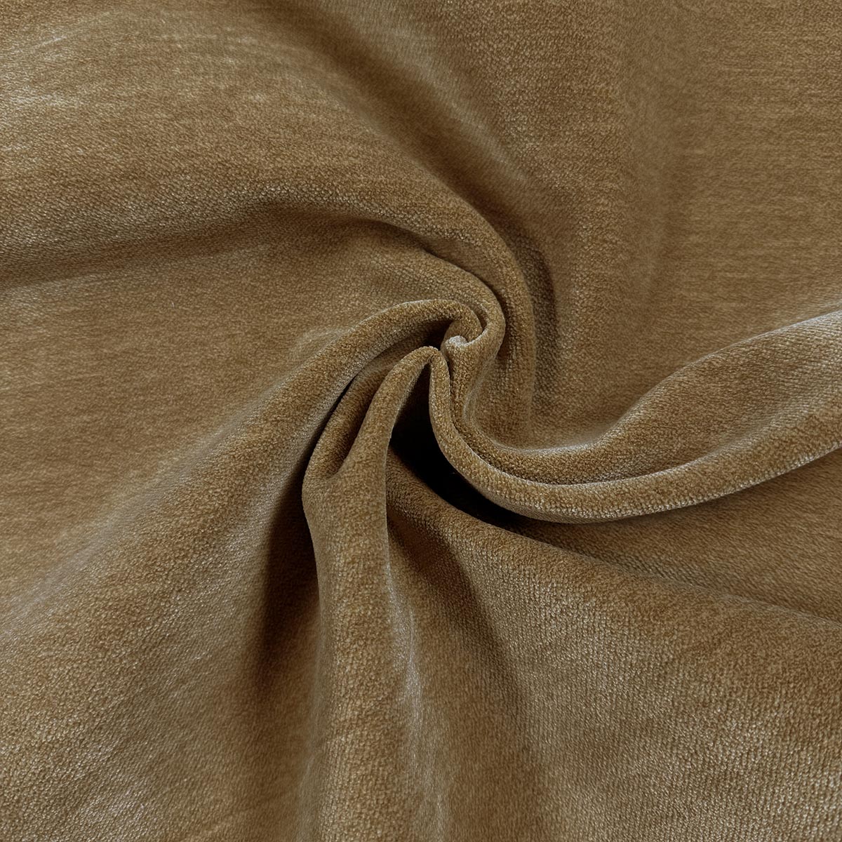 LAVISHE CARAMEL
