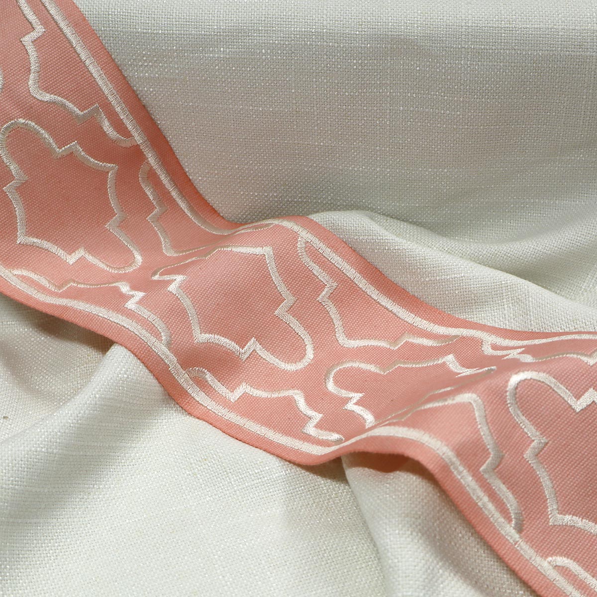 LINDY EMB TAPE PINK