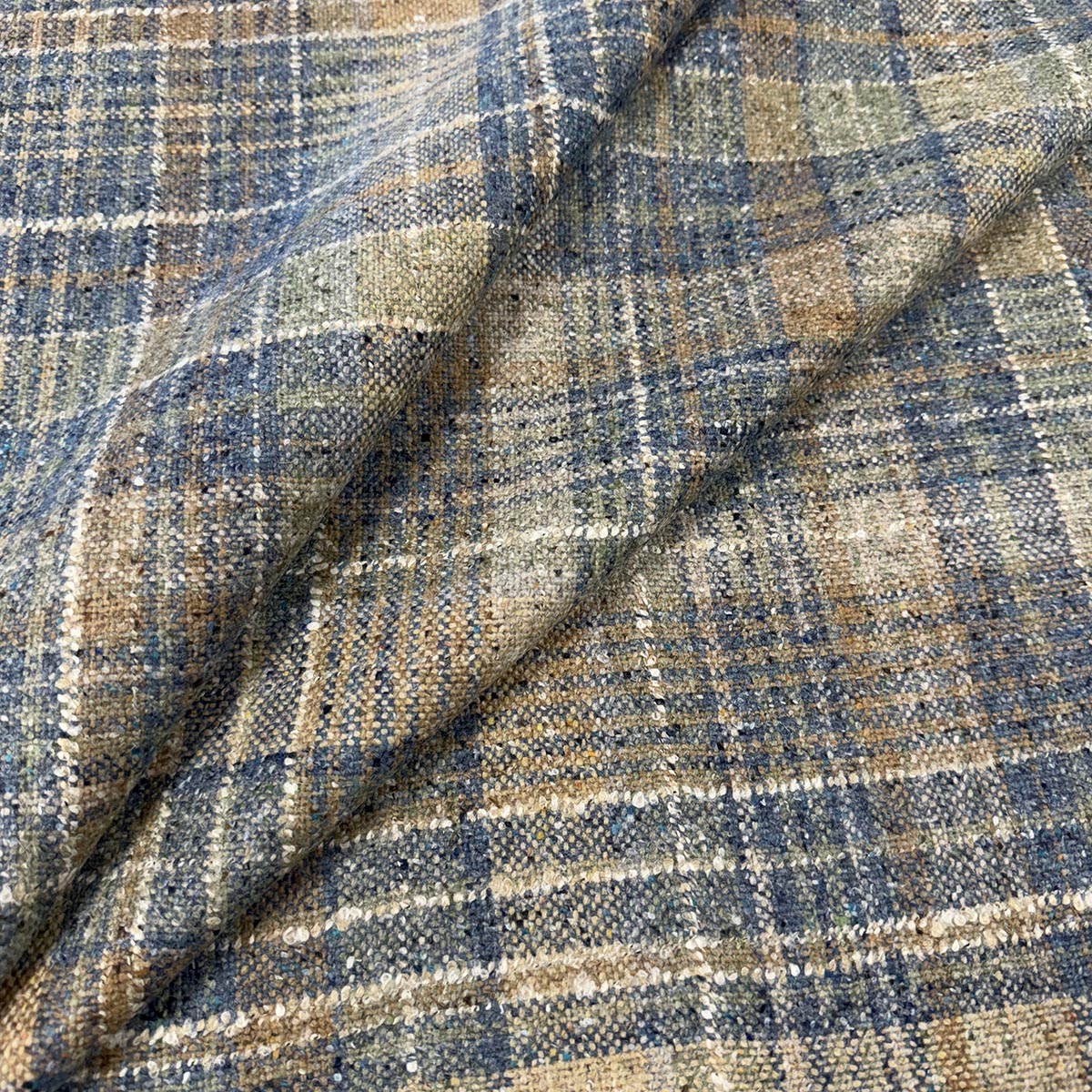 LIVINGSTON PLAID