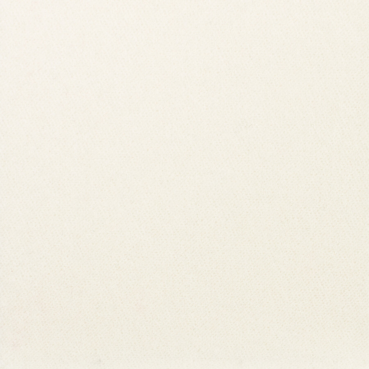 MOORE 17 EGGSHELL