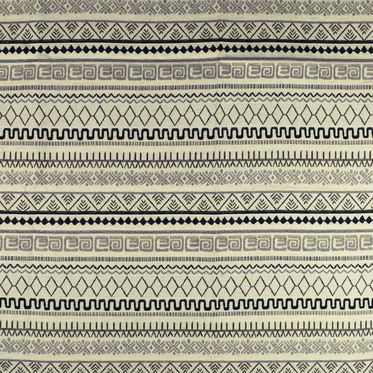 F2772 - Atlanta Fabrics